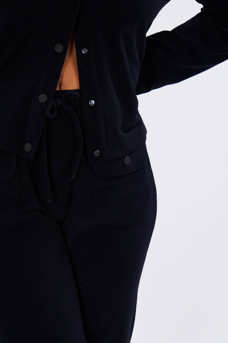 FITTED JOGGER UPF 30+ IN BLACK